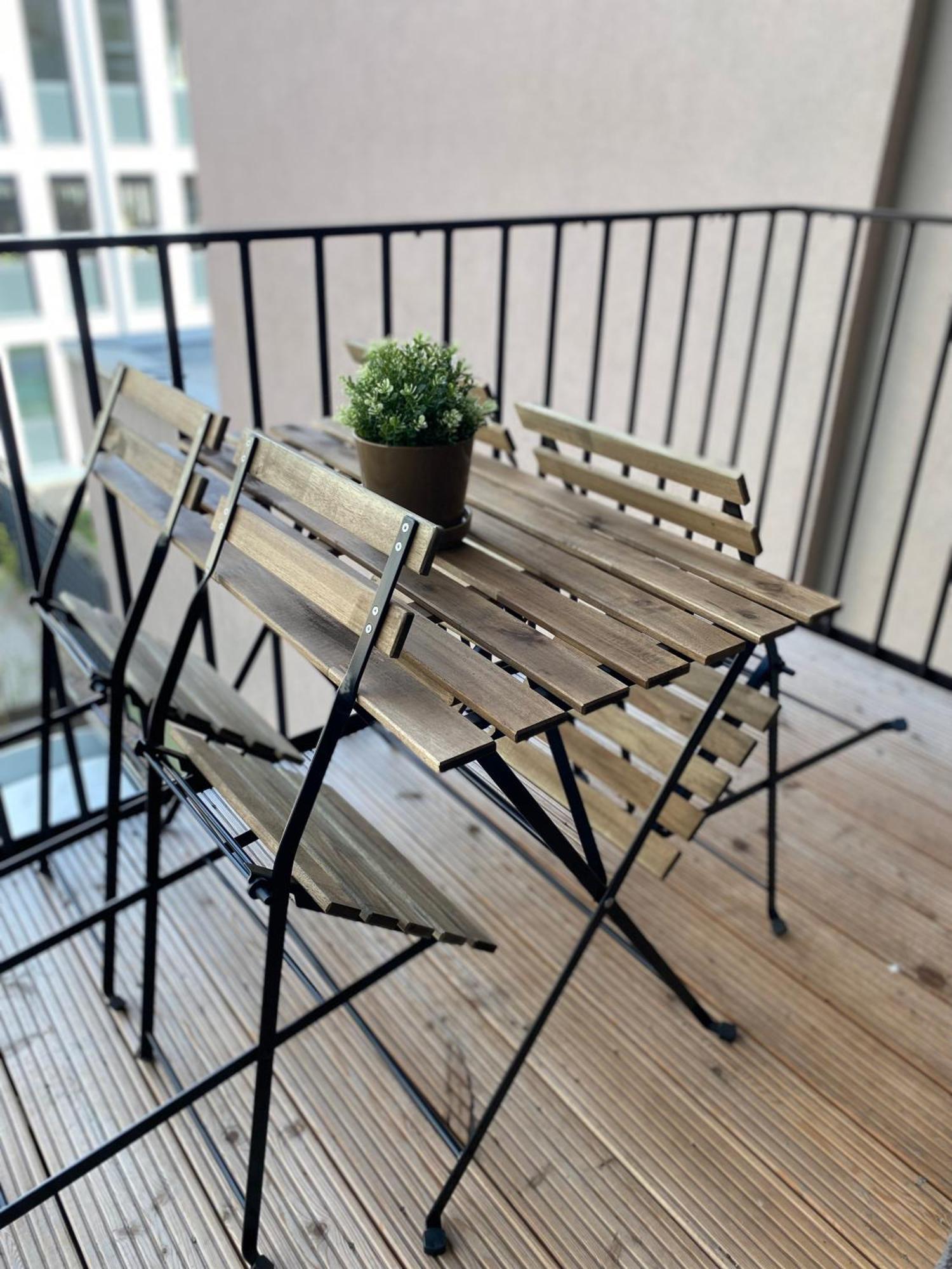 Eiwelhome - Stilvoll, Urban-Ruhig Schlafen, Bahnhofsnah, Balkon 埃尔福特 外观 照片